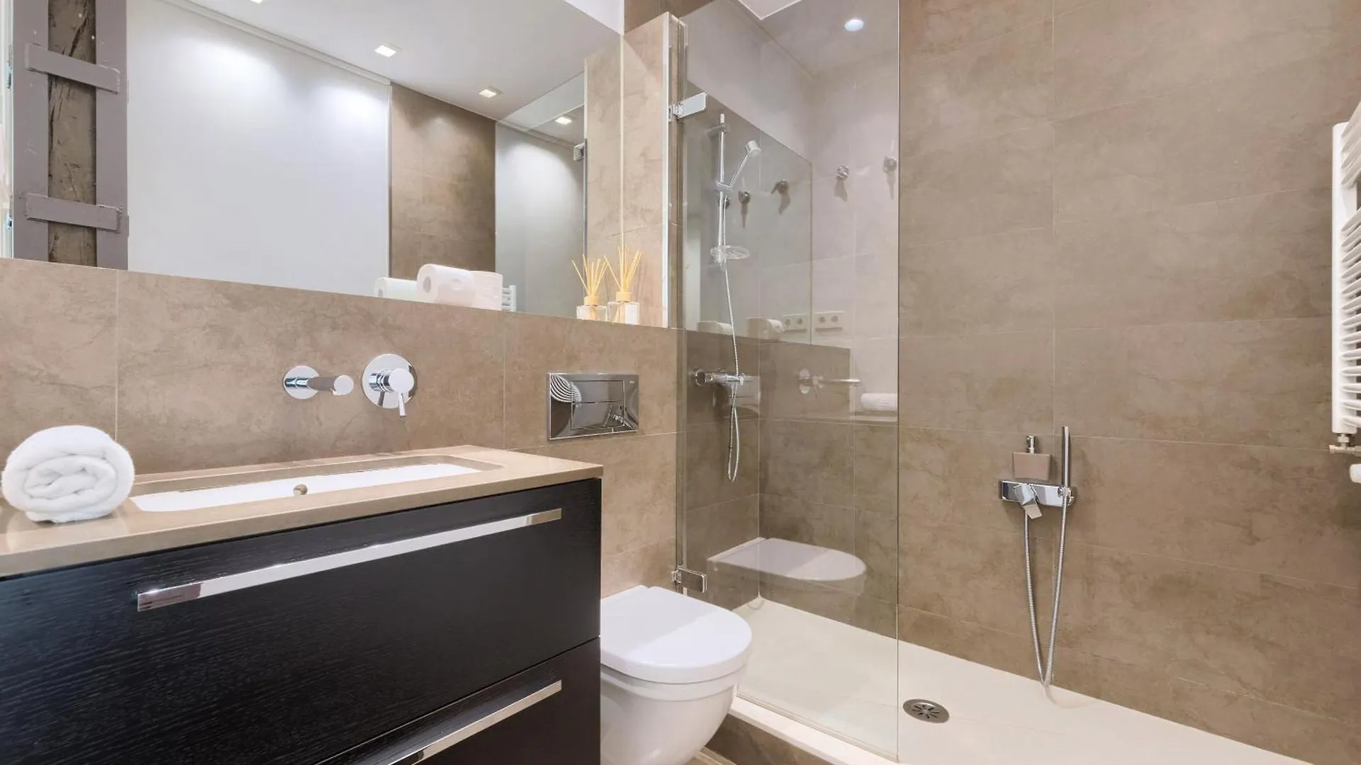 Elegante Vt En El Casco Viejo - Junto Al Metro Apartment Bilbao 0*,
