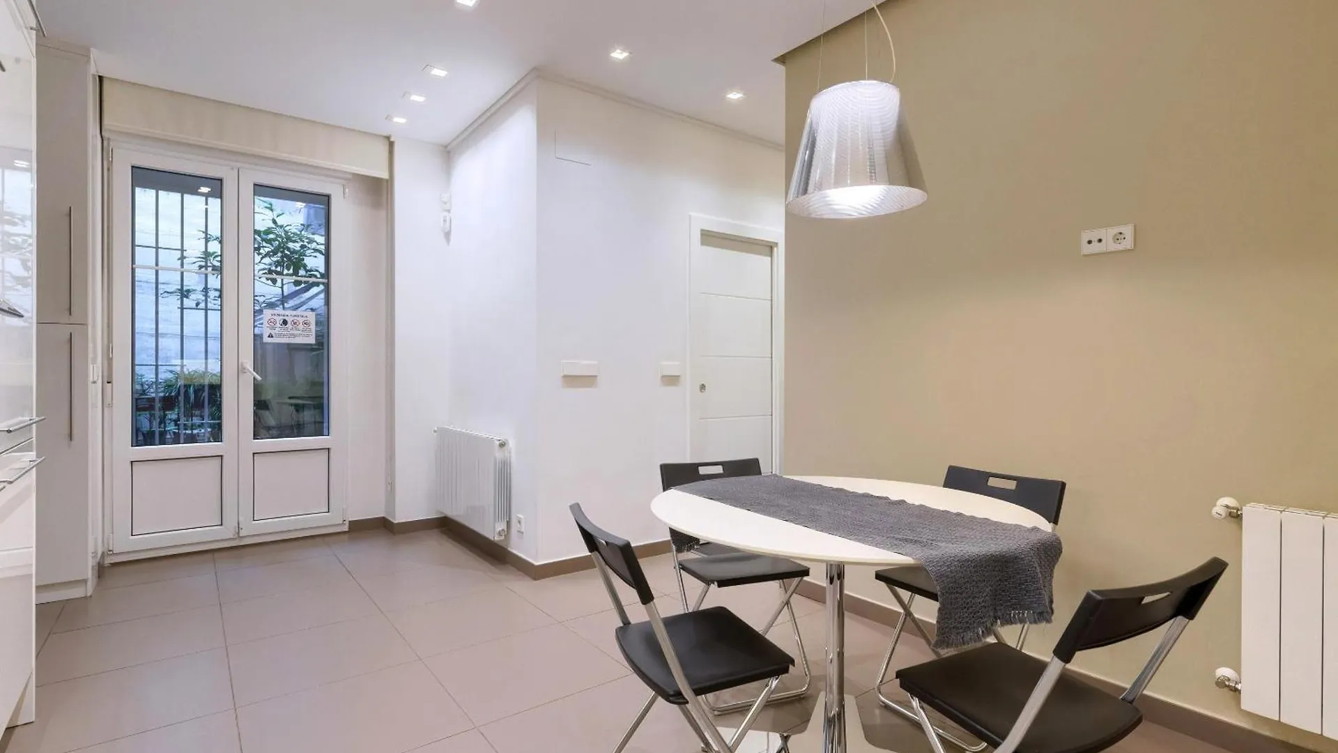 Elegante Vt En El Casco Viejo - Junto Al Metro Apartment Bilbao Spain